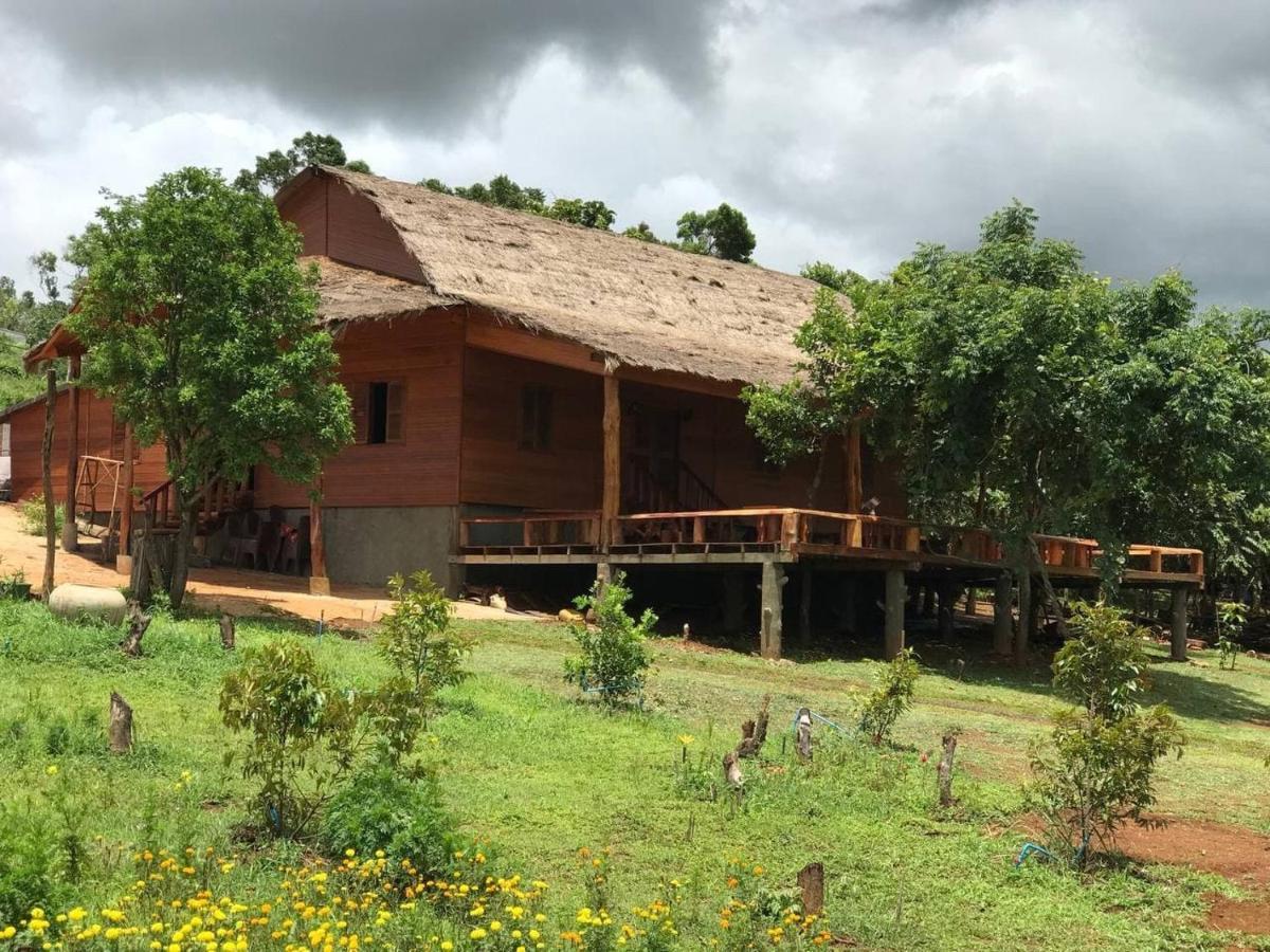 Gibbon Lodge Senmonorom Exterior photo